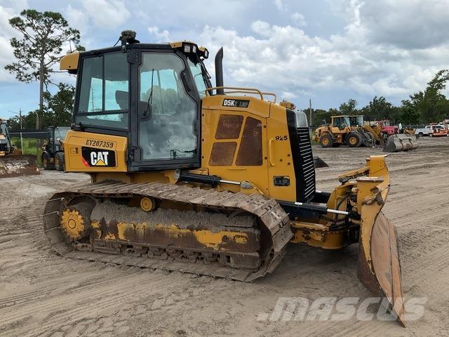 CAT D5K2 LGP Bulldozer på larvebånd