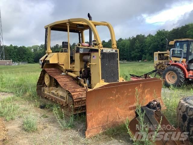 CAT D5M XL Bulldozer på larvebånd