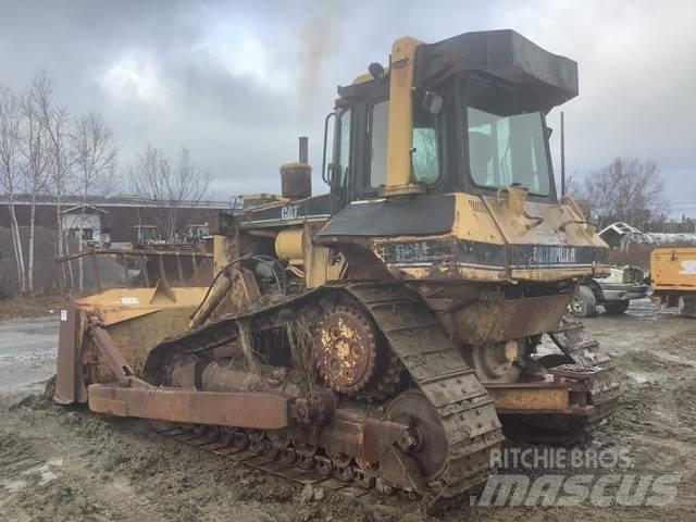 CAT D6 Bulldozer på larvebånd