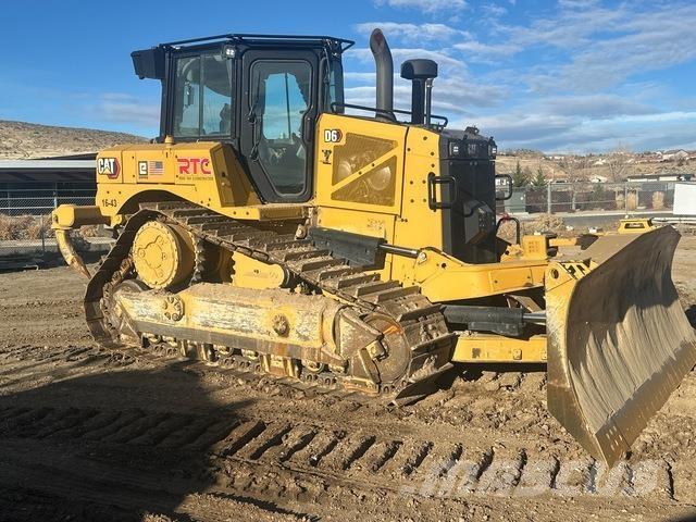 CAT D6 Bulldozer på larvebånd
