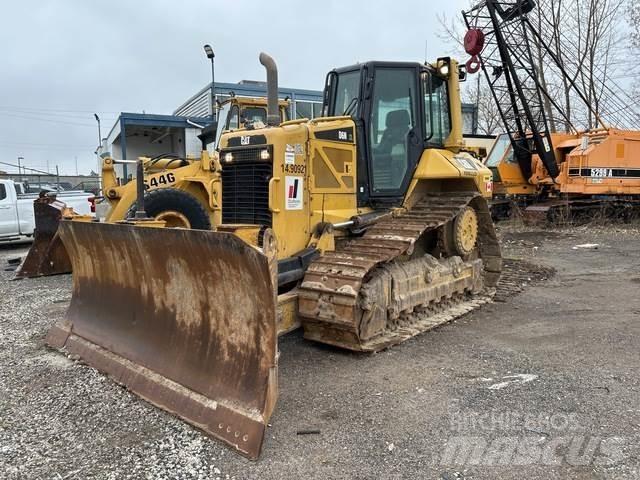 CAT D6N Bulldozer på larvebånd