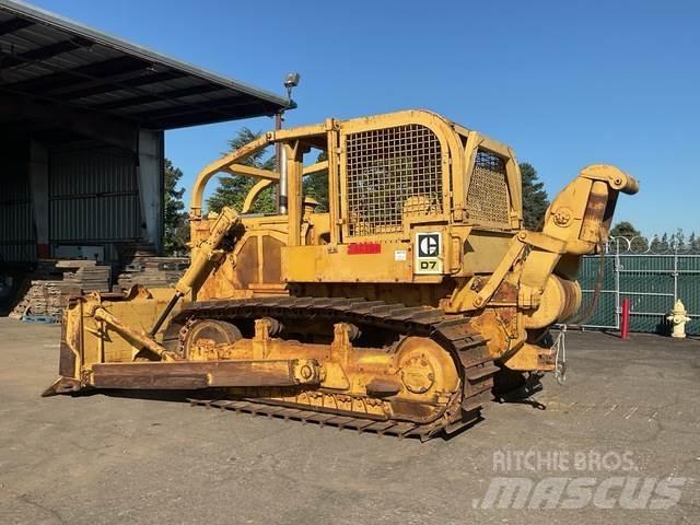 CAT D7 Bulldozer på larvebånd