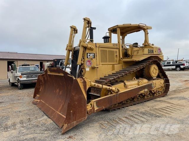 CAT D8N Bulldozer på larvebånd