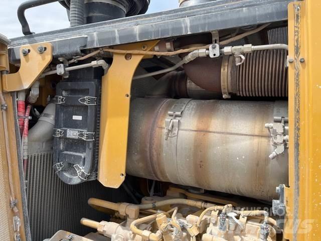 CAT D8T Bulldozer på larvebånd