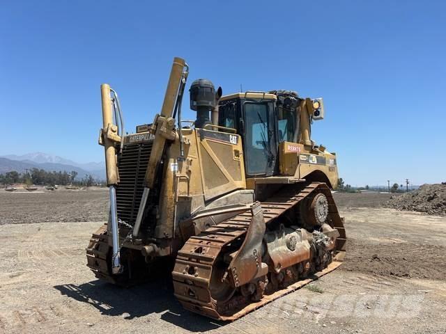 CAT D8T Bulldozer på larvebånd