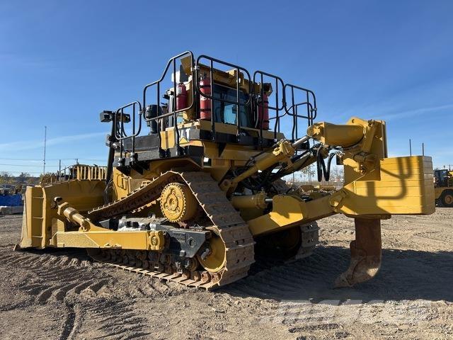 CAT D9T Bulldozer