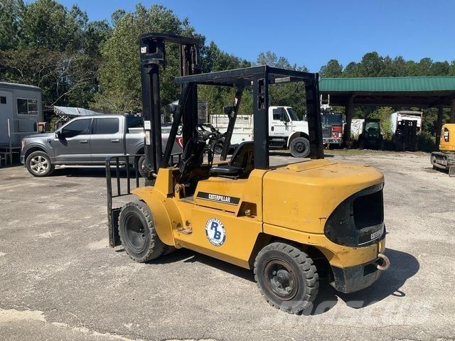 CAT DP45K Gaffeltrucks - andre