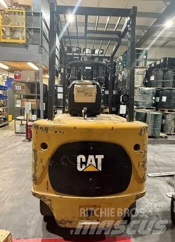CAT E8000 El gaffeltrucks