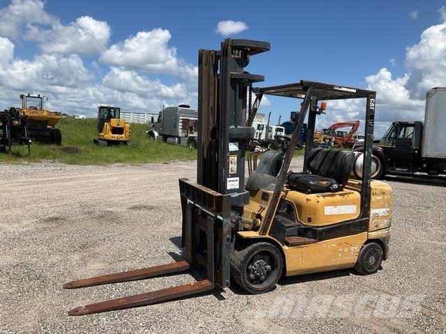 CAT GC30K Gaffeltrucks - andre