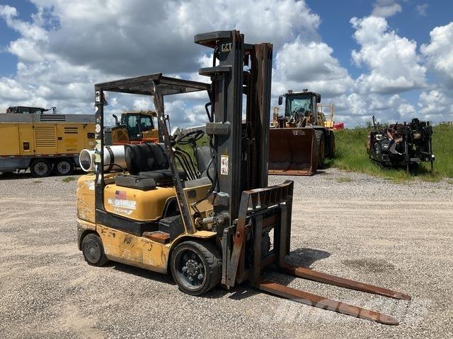CAT GC30K Gaffeltrucks - andre