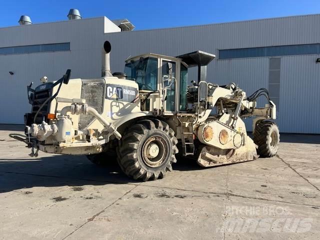 CAT RM500 Jordvibrationstromler