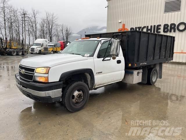 Chevrolet 3500 Lastbil med lad/Flatbed