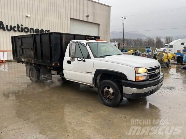 Chevrolet 3500 Lastbil med lad/Flatbed