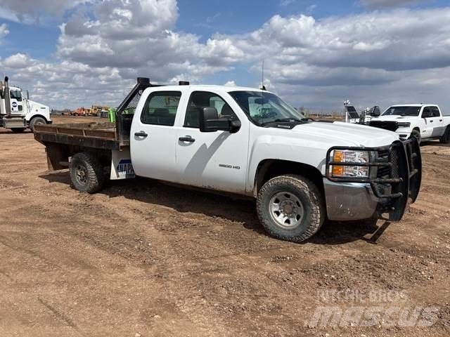 Chevrolet 3500 Lastbil med lad/Flatbed