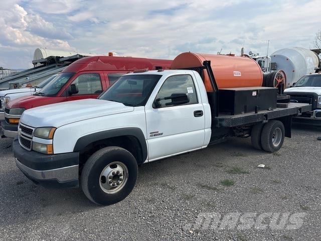 Chevrolet 3500 Lastbil med lad/Flatbed