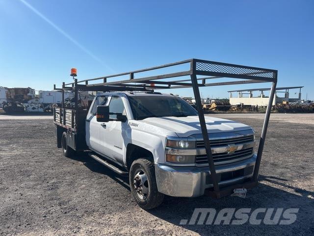 Chevrolet 3500 Lastbil med lad/Flatbed