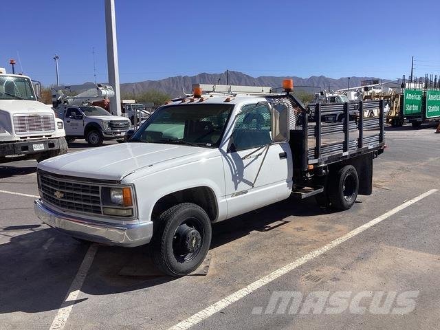 Chevrolet 3500 Lastbil med lad/Flatbed