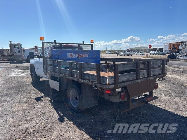 Chevrolet 3500 Lastbil med lad/Flatbed