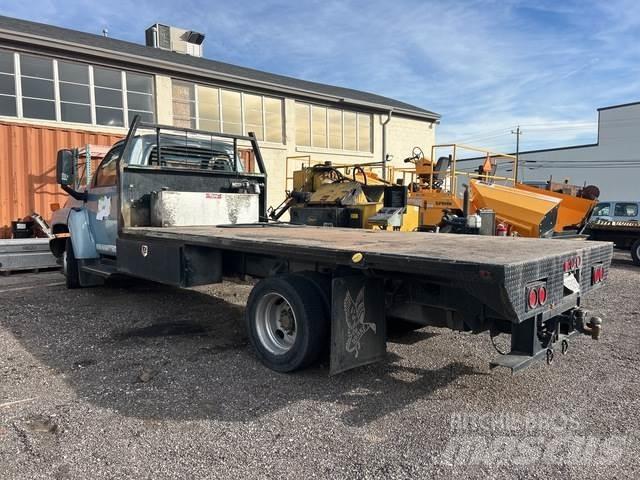 Chevrolet 4500 Lastbil med lad/Flatbed