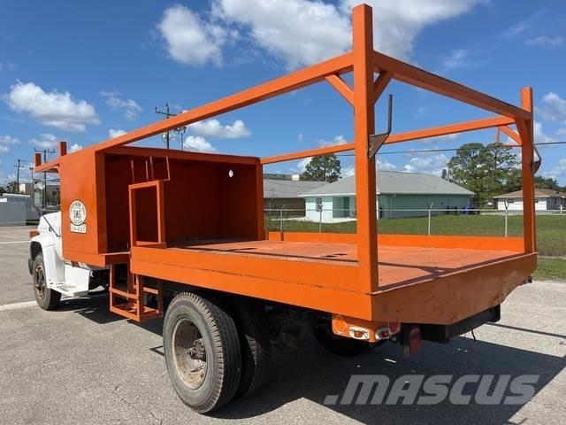 Chevrolet C7 Lastbil med lad/Flatbed