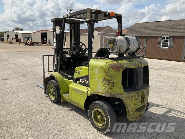 Clark CGP40 LP Gaffeltrucks - andre