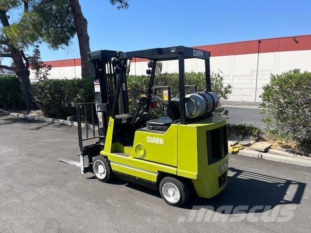 Clark GCS25WC Gaffeltrucks - andre