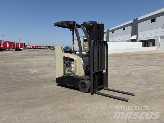 Crown RC5500 El gaffeltrucks