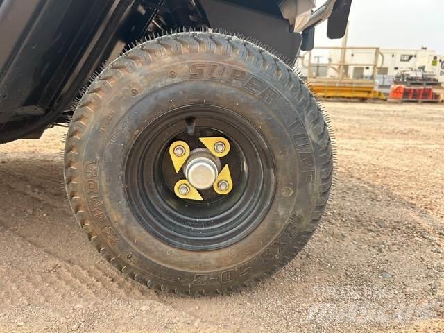 Cushman 800E Entreprenør - Andet