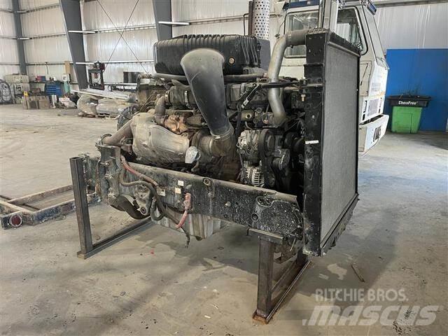 Detroit DD15 Motorer