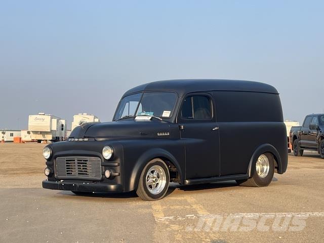 Dodge B38 Biler