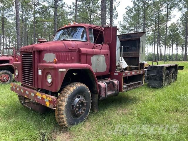 Dodge D80 Kabiner og interiør