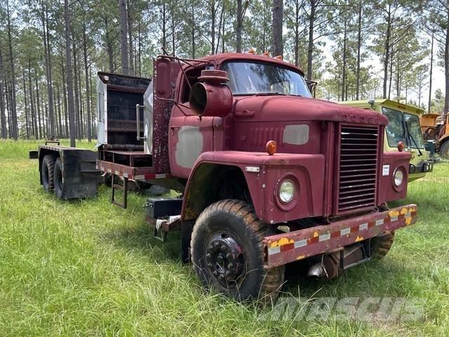 Dodge D80 Kabiner og interiør