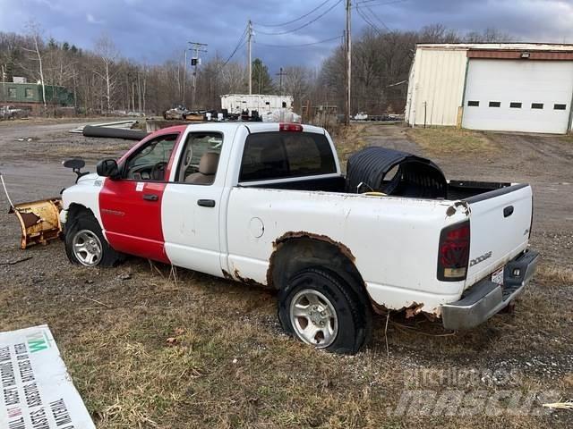 Dodge Ram 1500 Sneskovle og -plove