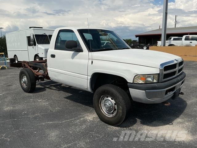 Dodge Ram 2500 Kabiner og interiør