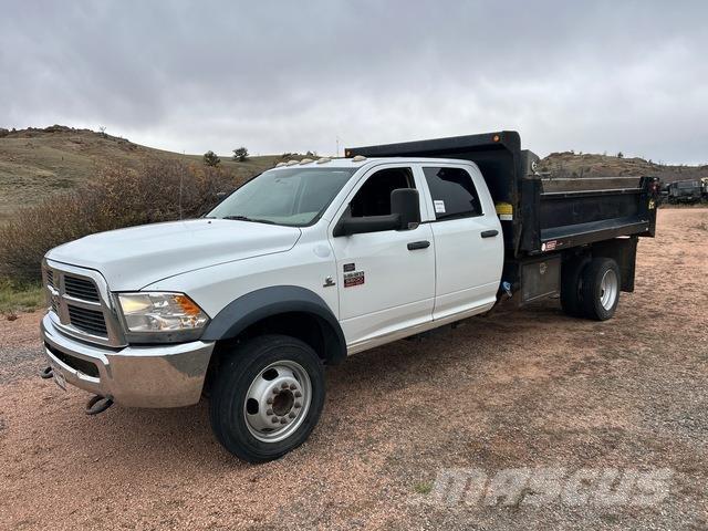 Dodge Ram 5500 Lastbiler med tip