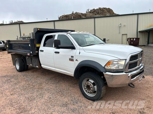 Dodge Ram 5500 Lastbiler med tip