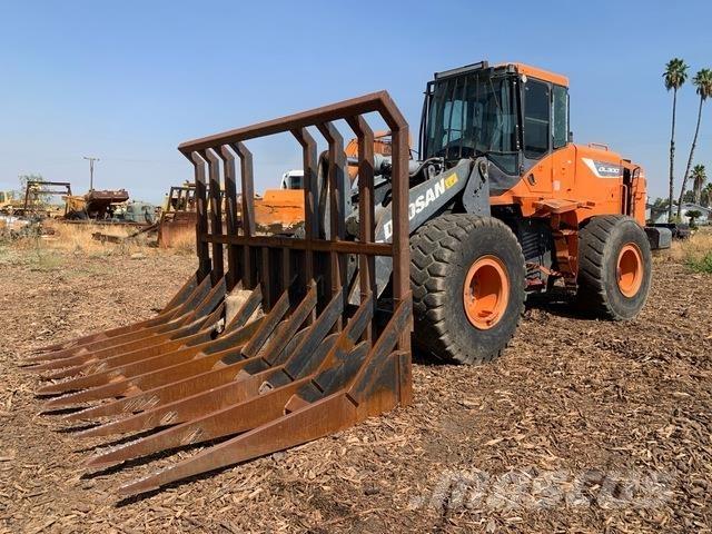 Doosan DL300-5 Læssemaskiner på hjul