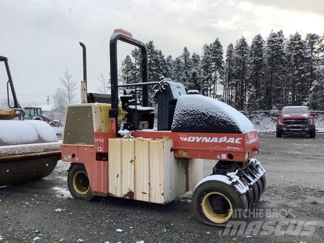 Dynapac CP132 Tromle med luftdæk