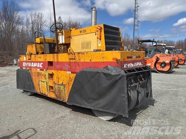 Dynapac CP221 Tromle med luftdæk