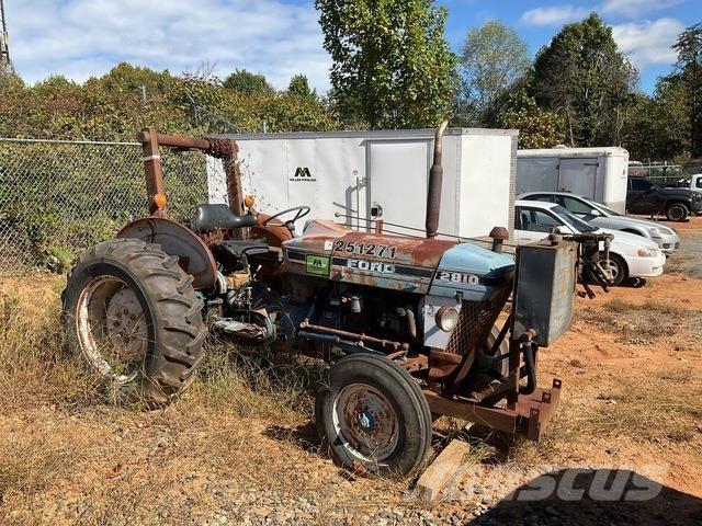 Ford 2810 Kompakte traktorer
