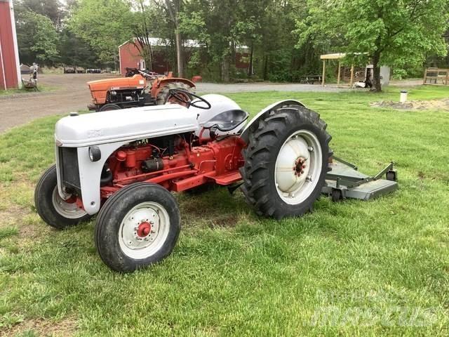 Ford 8N Traktorer