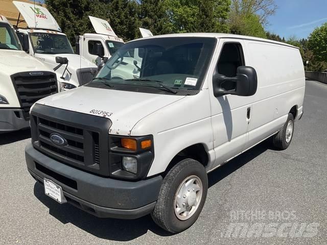 Ford E-150 Varevogne