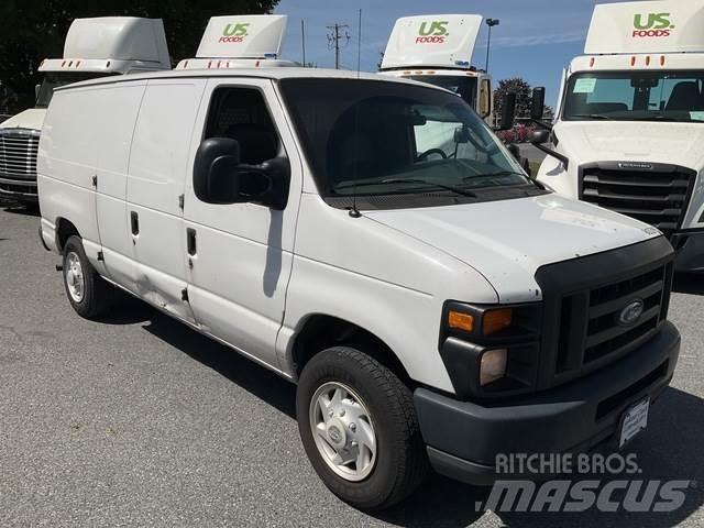 Ford E-150 Varevogne