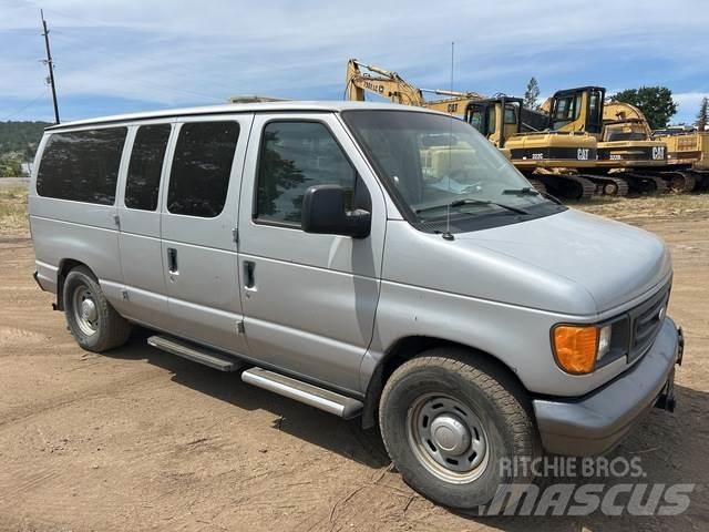 Ford E-150 Biler