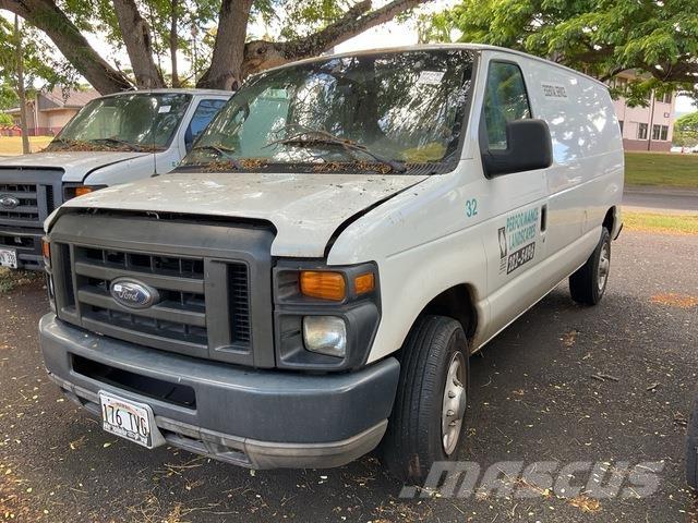 Ford E-150 Varevogne