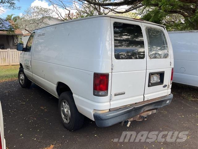 Ford E-150 Varevogne