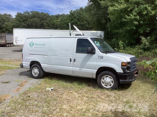 Ford E-150 Varevogne