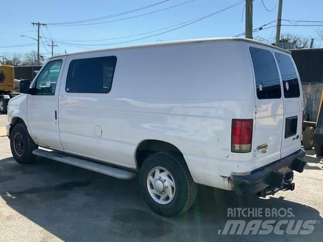 Ford E-250 Varevogne