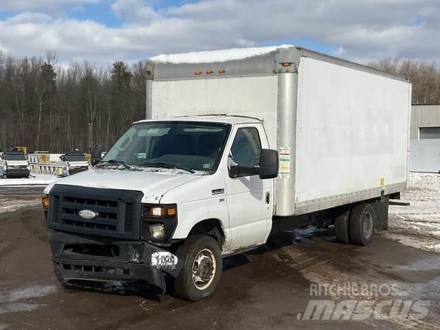 Ford E-350 Fast kasse