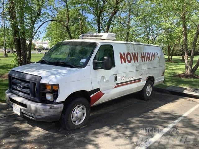 Ford E-350 Varevogne